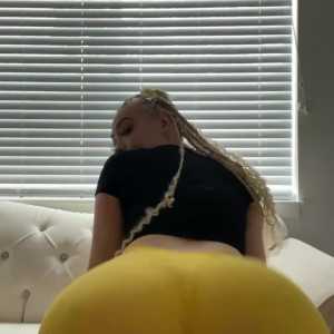 Video by cherrybarbie published on April 24,2023 17:47:00 - BestThots