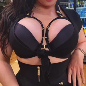 Video by scarlettjones00 published on March 29,2023 23:56:00 - BestThots