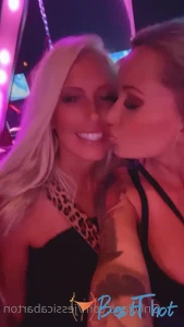 jessicabarton #9749911