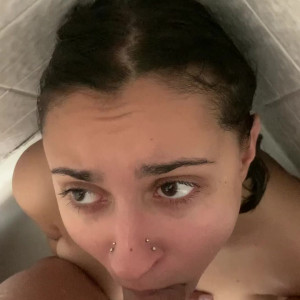 Video by haileyrose_fcks published on August 8,2023 10:36:00 - BestThots