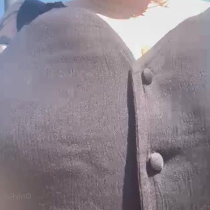 Video by roxanneheaven published on April 1,2023 12:28:00 - BestThots