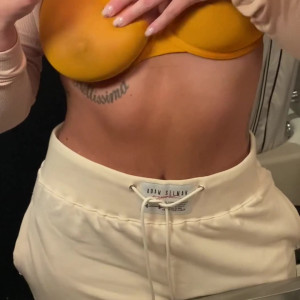 Video by sophiethebodyvip published on April 27,2023 22:55:00 - BestThots