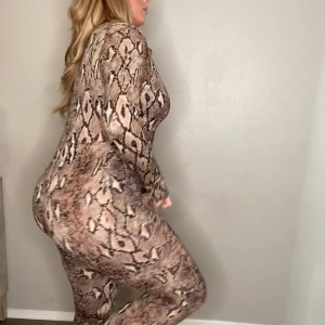 Video by sophiethebodyvip published on May 9,2023 12:08:00 - BestThots