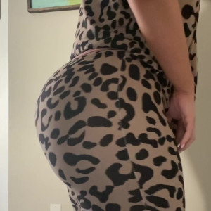 Video by sophiethebodyvip published on April 3,2023 16:00:00 - BestThots