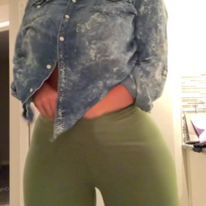 Video by sophiethebodyvip published on July 15,2023 17:26:00 - BestThots