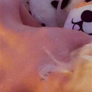 Video by izzybunnies published on May 12,2023 01:15:00 - BestThots