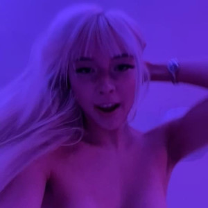 Video by izzybunnies published on April 22,2023 00:56:00 - BestThots