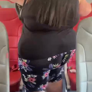 Video by sweetaspeachesss published on May 27,2023 01:09:00 - BestThots