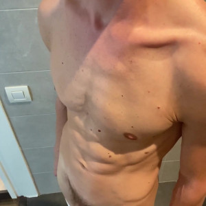 Video by hungtwinks published on April 14,2023 10:16:00 - BestThots