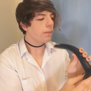Video by queerbunnybabe published on August 19,2023 05:08:00 - BestThots