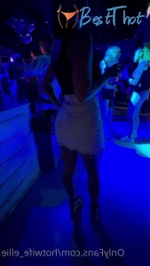 hotwife_ellie #9743557