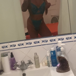 Video by realcamille_ published on March 29,2023 14:32:00 - BestThots