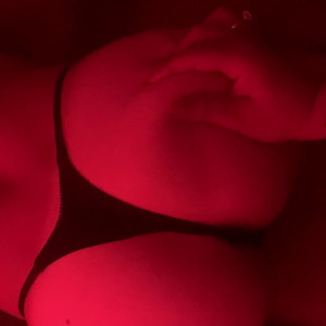 Video by realcamille_ published on July 7,2023 22:07:00 - BestThots