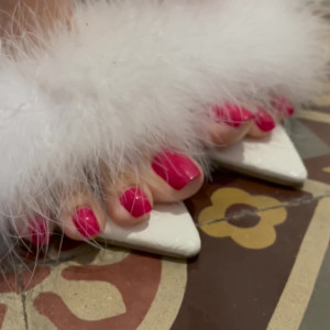 Video by goddess_grazivideos published on March 15,2023 11:33:00 - BestThots