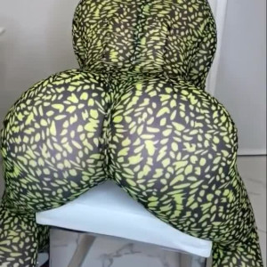 Video by pumpkincakezz published on March 24,2023 16:12:00 - BestThots