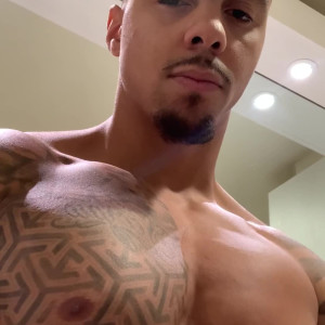 Video by caramelbadboy published on June 18,2023 12:48:00 - BestThots