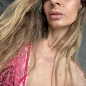 mrroberta #4829377