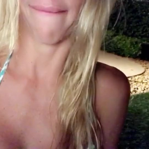 Video by alexisfawx published on March 2,2023 21:09:00 - BestThots