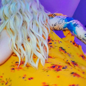 Video by vermilionvixen published on May 7,2023 10:05:00 - BestThots