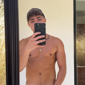 Video by prettyboyaedan published on April 2,2023 21:17:00 - BestThots