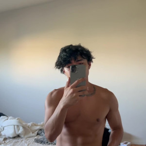 Video by prettyboyaedan published on March 20,2023 04:43:00 - BestThots