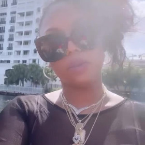 Video by porshacarreraxxx published on April 12,2023 00:48:00 - BestThots