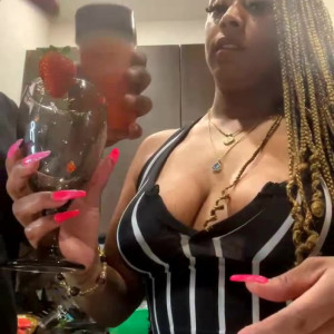 Video by porshacarreraxxx published on May 26,2023 09:05:00 - BestThots