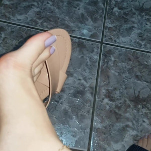 Video by feetbraga published on April 24,2023 18:53:00 - BestThots