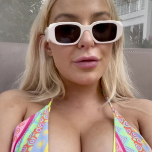 Video by tanamongeau published on July 8,2023 17:20:00 - BestThots