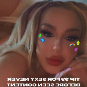 Video by tanamongeau published on April 17,2023 16:22:00 - BestThots