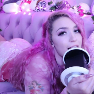 Video by rose477 published on July 12,2023 09:17:00 - BestThots