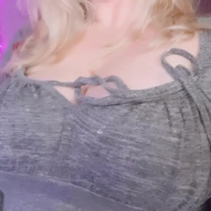 Video by rose477 published on May 11,2023 08:55:00 - BestThots