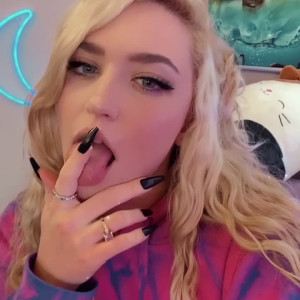 Video by rose477 published on May 23,2023 13:07:00 - BestThots