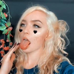 Video by rose477 published on July 14,2023 18:13:00 - BestThots