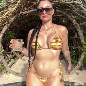 Video by moneybirdette published on August 25,2023 22:02:07 - BestThots
