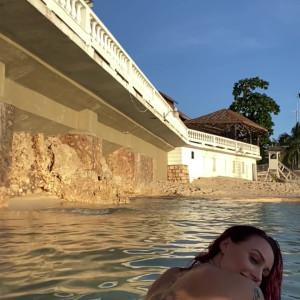 Video by moneybirdette published on May 9,2023 14:11:00 - BestThots