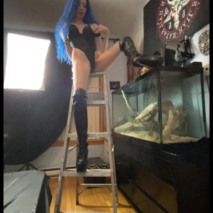 Video by xomel published on April 8,2023 23:35:00 - BestThots