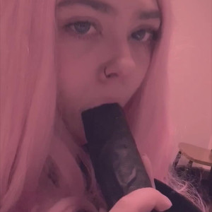 Video by venomous_dolly published on May 9,2023 23:15:00 - BestThots