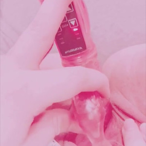Video by venomous_dolly published on August 8,2023 07:54:00 - BestThots