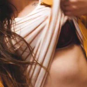 Video by twoprettyfeet published on May 20,2023 23:44:00 - BestThots