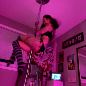 Video by hellcat_nat published on April 6,2023 01:14:00 - BestThots
