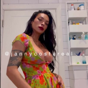 jannycostareal2 #3616148