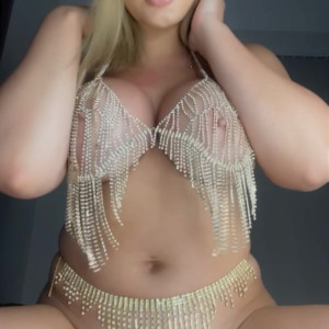 Video by itstiffanysworld published on May 21,2023 17:22:00 - BestThots