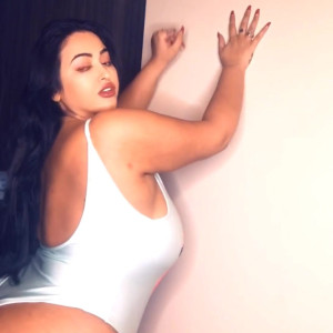 Video by realdiamonddoll published on June 7,2023 14:41:00 - BestThots