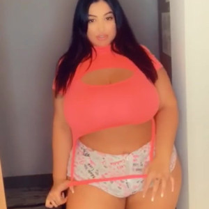 Video by realdiamonddoll published on June 11,2023 09:16:00 - BestThots