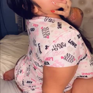 Video by realdiamonddoll published on March 24,2023 00:53:00 - BestThots