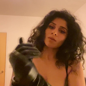 Video by mistresssophiasahara published on April 8,2023 16:03:00 - BestThots