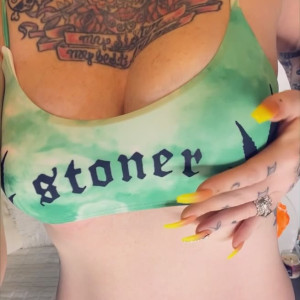 Video by toetal_vixen published on July 18,2023 01:54:00 - BestThots