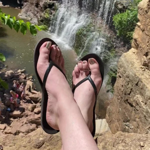 Video by toetal_vixen published on August 6,2023 12:31:00 - BestThots