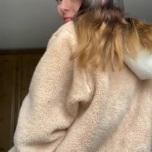 Video by honey_babyx published on March 7,2023 16:27:00 - BestThots